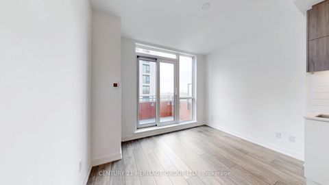 Photo 12 at 708 - 8888 Yonge Street, South Richvale, Richmond Hill