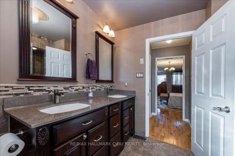 Photo 23 at 21 Barwick Drive, West Bayfield, Barrie