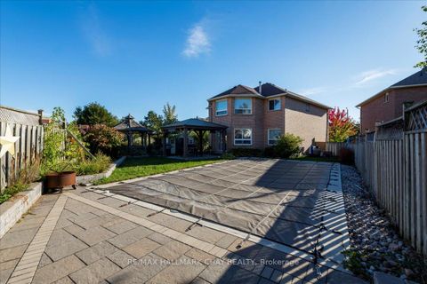 Photo 36 at 21 Barwick Drive, West Bayfield, Barrie