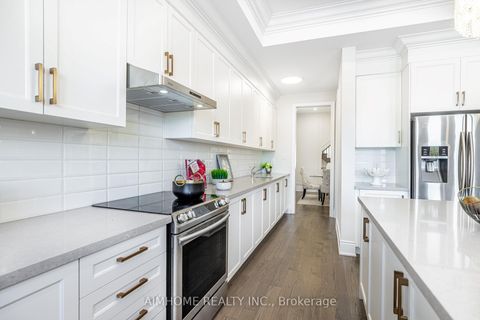 Photo 13 at 122 Scrivener Drive, Rural Aurora, Aurora