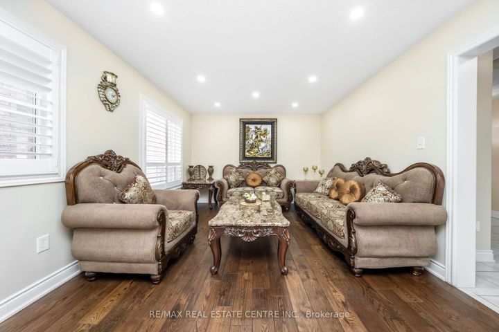 Photo 9 at 55 Golden Eagle Road, Wellington, Brampton