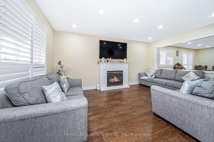 Photo 15 at 55 Golden Eagle Road, Wellington, Brampton