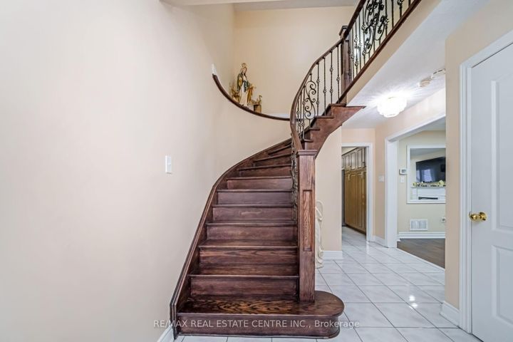 Photo 18 at 55 Golden Eagle Road, Wellington, Brampton