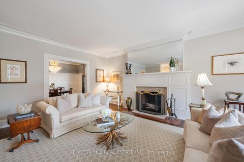 Photo 6 at 2 - 11A Clarendon Avenue, Casa Loma, Toronto