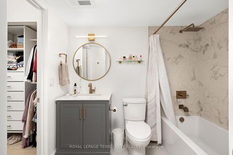 Photo 17 at 1004 - 2191 Yonge Street, Mount Pleasant West, Toronto