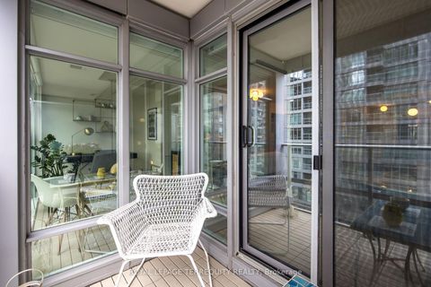 Photo 22 at 1004 - 2191 Yonge Street, Mount Pleasant West, Toronto