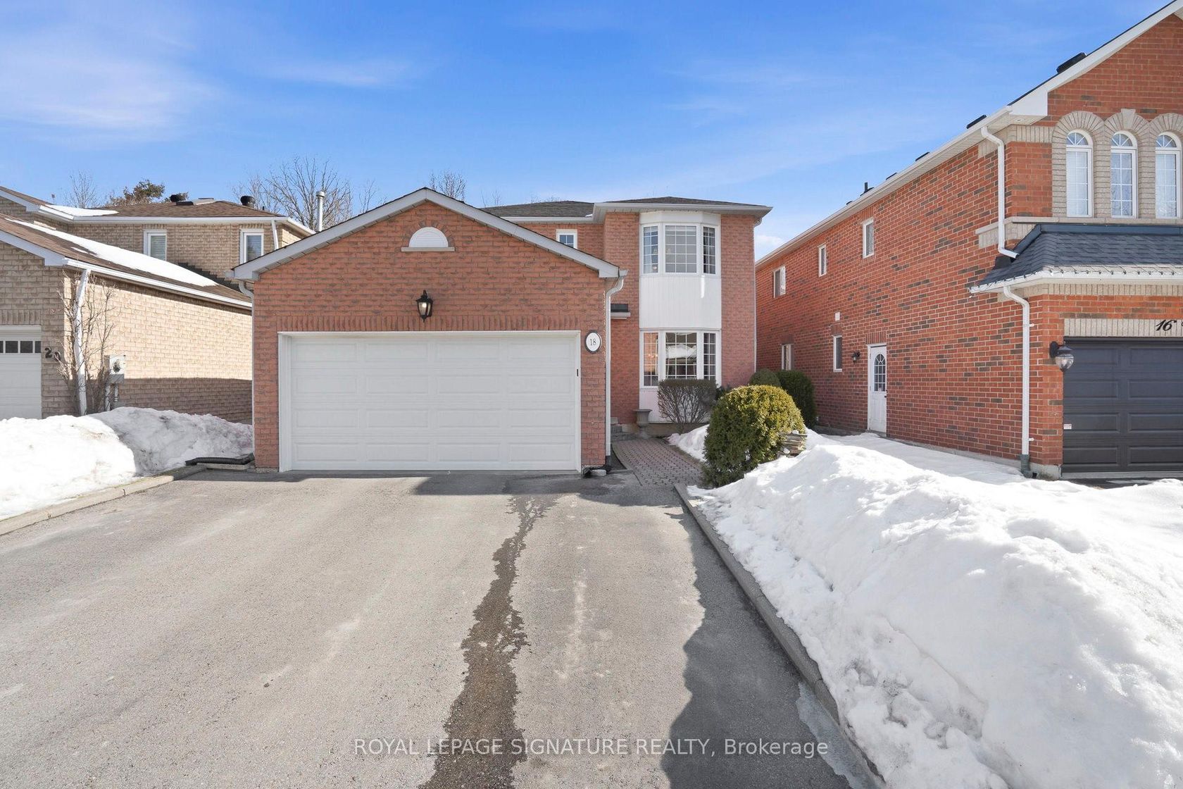 18 Webster Way, Georgetown, Halton Hills 2