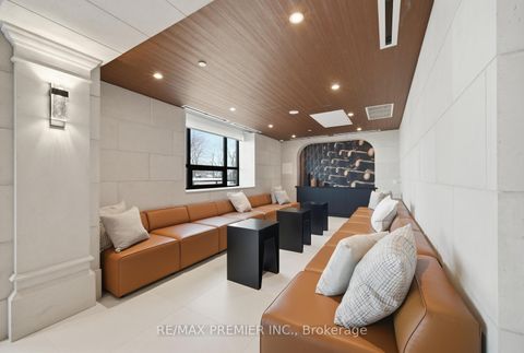 Photo 10 at 435 - 2075 King Road, King City, King