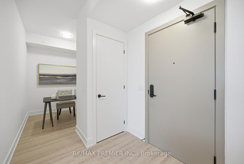 Photo 26 at 435 - 2075 King Road, King City, King