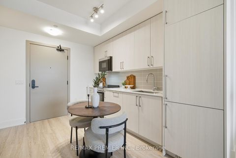 Photo 29 at 435 - 2075 King Road, King City, King