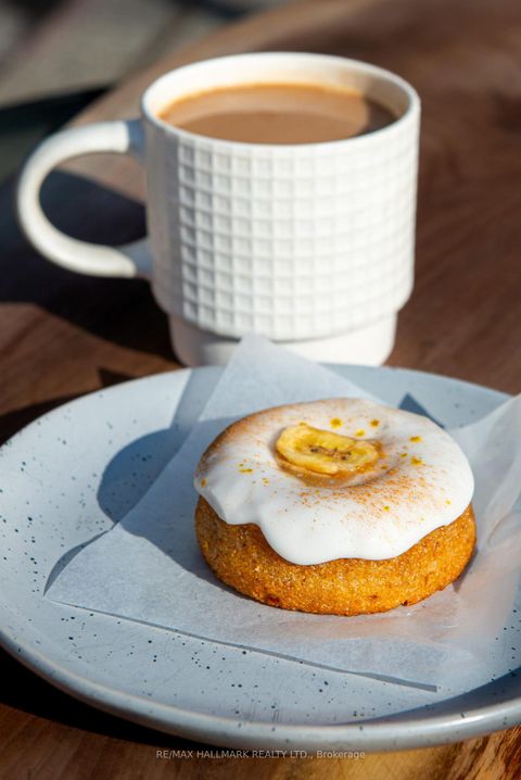 Photo 7 at 2256 Queen Street E, The Beaches, Toronto