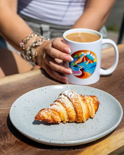 Photo 9 at 2256 Queen Street E, The Beaches, Toronto