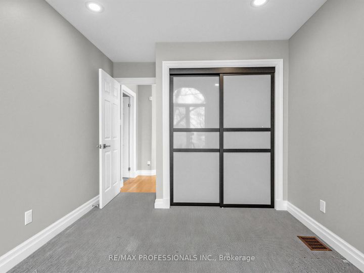 Photo 20 at 23 Mckayfield Road, East York, Toronto