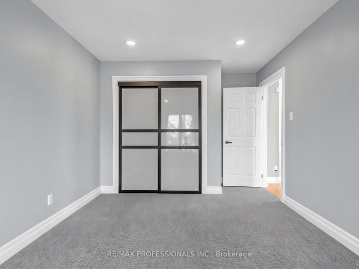 Photo 22 at 23 Mckayfield Road, East York, Toronto