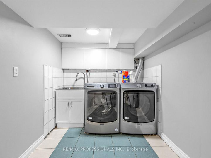 Photo 26 at 23 Mckayfield Road, East York, Toronto