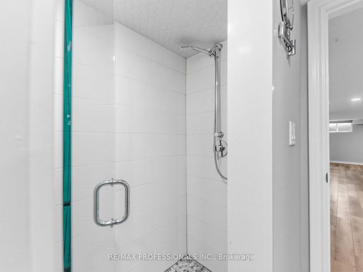 Photo 28 at 23 Mckayfield Road, East York, Toronto