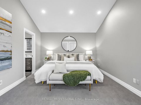 Photo 17 at 23 Mckayfield Road, East York, Toronto