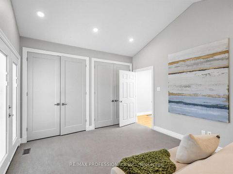 Photo 18 at 23 Mckayfield Road, East York, Toronto