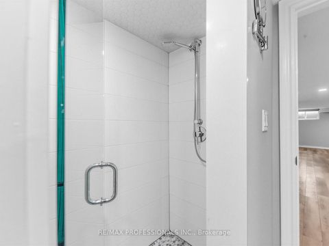 Photo 28 at 23 Mckayfield Road, East York, Toronto