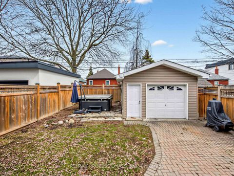 Photo 32 at 23 Mckayfield Road, East York, Toronto