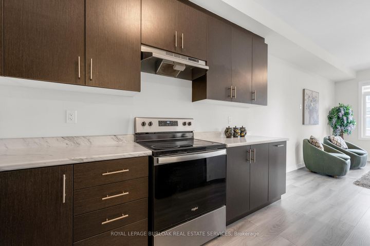 Photo 8 at 36 - 40 Zinfandel Drive, Stoney Creek, Hamilton