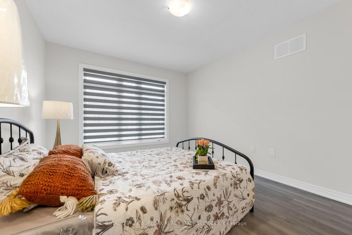 Photo 20 at 36 - 40 Zinfandel Drive, Stoney Creek, Hamilton