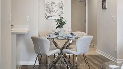 Photo 14 at 2115 - 18 Holmes Avenue, Willowdale East, Toronto