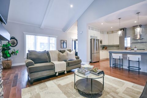 Photo 9 at 684 Park Road, Alcona, Innisfil