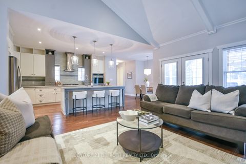 Photo 16 at 684 Park Road, Alcona, Innisfil