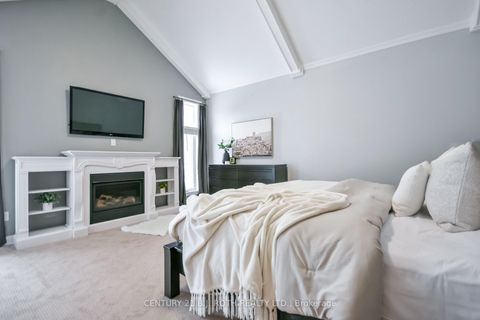 Photo 19 at 684 Park Road, Alcona, Innisfil