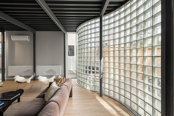 Photo 17 at 335 St Clair Avenue E, Moore Park, Toronto