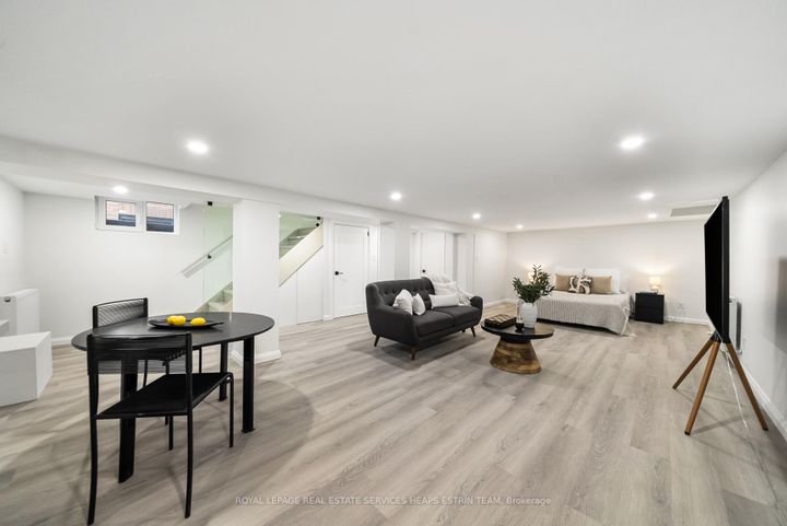 Photo 32 at 335 St Clair Avenue E, Moore Park, Toronto