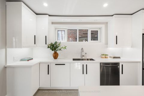 Photo 7 at 335 St Clair Avenue E, Moore Park, Toronto