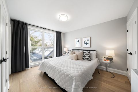 Photo 18 at 335 St Clair Avenue E, Moore Park, Toronto