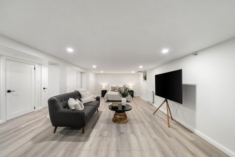 Photo 33 at 335 St Clair Avenue E, Moore Park, Toronto