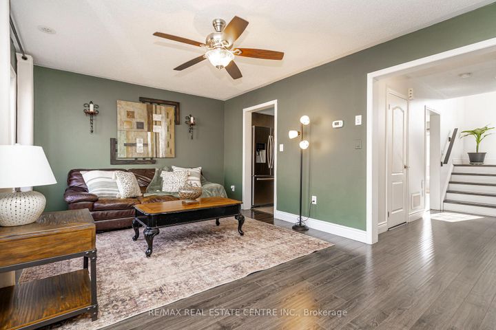 Photo 6 at 84 Vanhorne Close, Northwest Brampton, Brampton