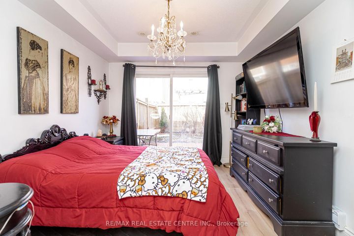 Photo 26 at 84 Vanhorne Close, Northwest Brampton, Brampton