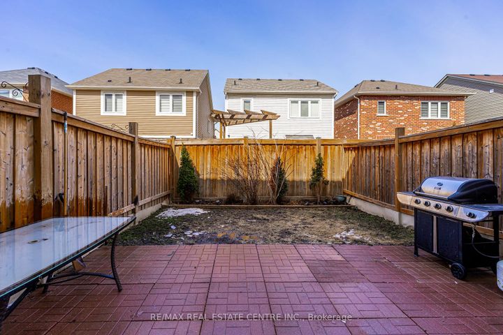 Photo 29 at 84 Vanhorne Close, Northwest Brampton, Brampton