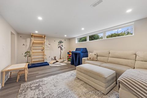 Photo 12 at 11 Tynevale Drive, Richview, Toronto