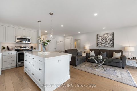 Photo 17 at 11 Tynevale Drive, Richview, Toronto