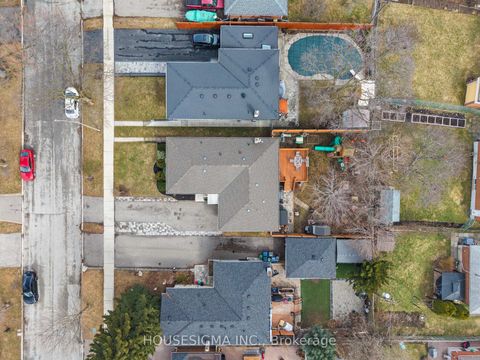 Photo 27 at 11 Tynevale Drive, Richview, Toronto