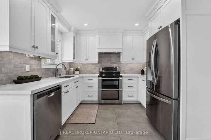 Photo 15 at 4705 Rathkeale Road, East Credit, Mississauga