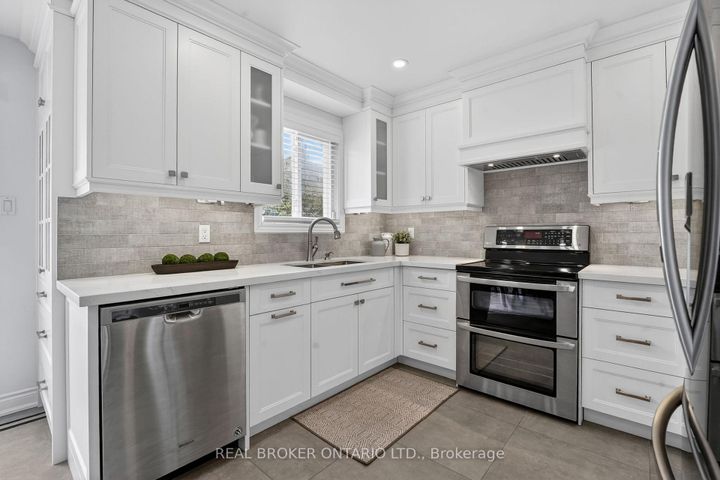 Photo 16 at 4705 Rathkeale Road, East Credit, Mississauga