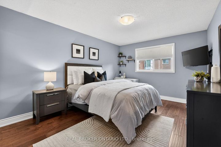 Photo 30 at 4705 Rathkeale Road, East Credit, Mississauga