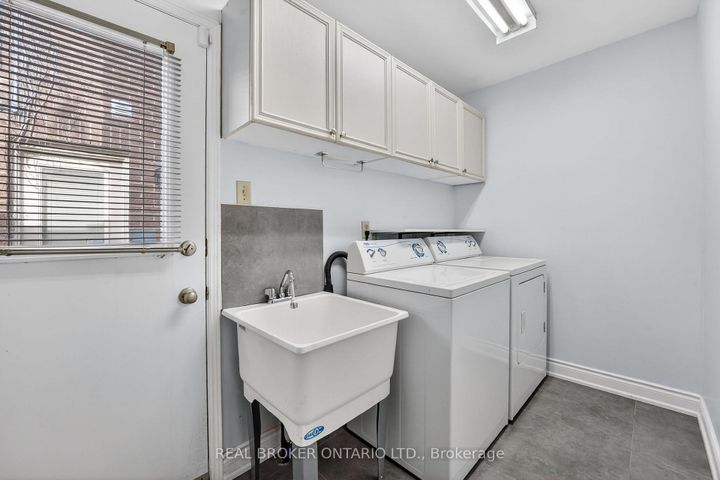 Photo 36 at 4705 Rathkeale Road, East Credit, Mississauga