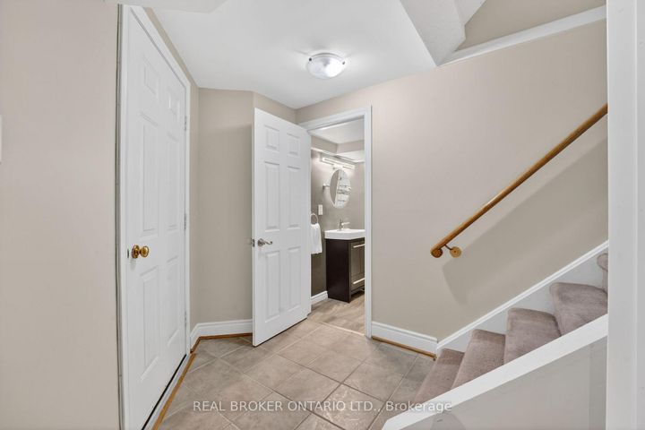 Photo 37 at 4705 Rathkeale Road, East Credit, Mississauga