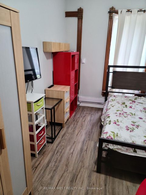 Photo 12 at 61 Homewood Avenue, South St. James Town, Toronto