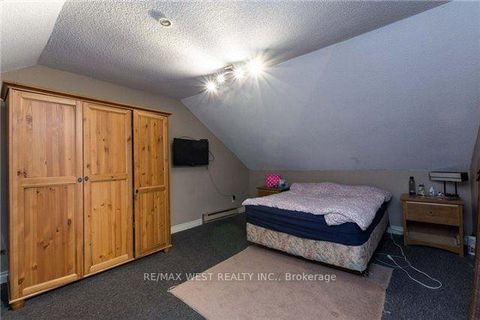 Photo 14 at 61 Homewood Avenue, South St. James Town, Toronto