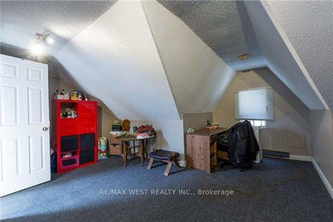 Photo 15 at 61 Homewood Avenue, South St. James Town, Toronto