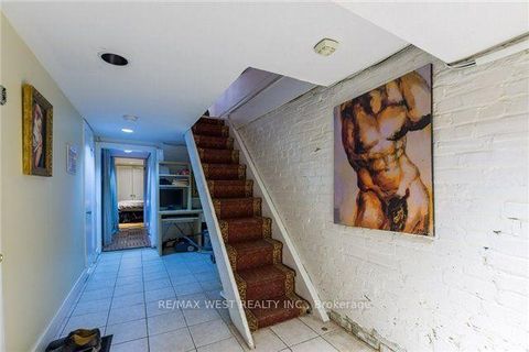 Photo 16 at 61 Homewood Avenue, South St. James Town, Toronto